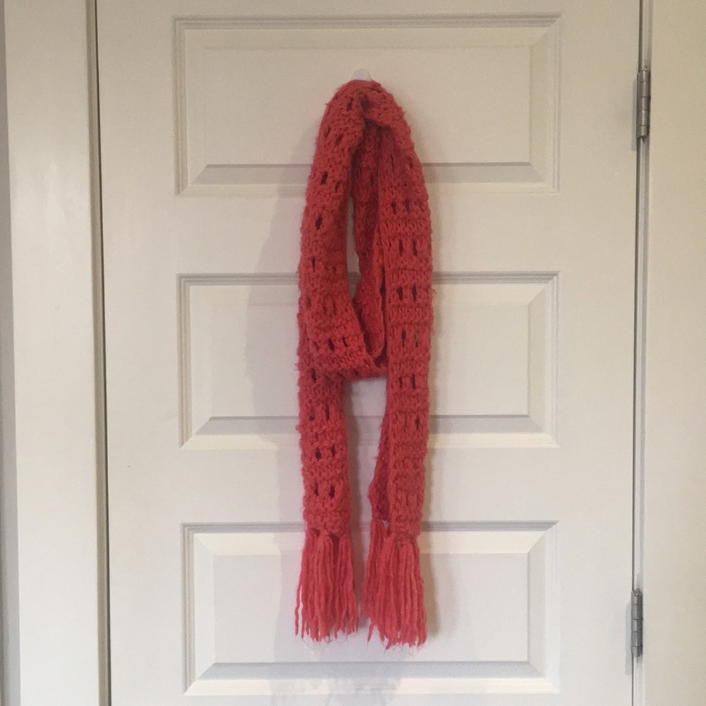Coral pink knitted scarf!